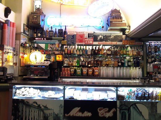 Martin Cafe'